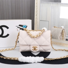 Chanel 19 Bags